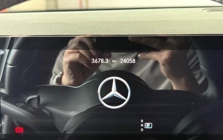 Mercedes-Benz GLB, 2022 год, 2 700 000 рублей, 15 фотография