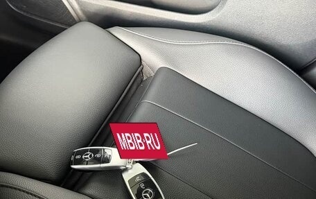 Mercedes-Benz GLB, 2022 год, 2 700 000 рублей, 18 фотография