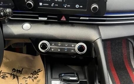 Hyundai Elantra, 2023 год, 1 370 000 рублей, 7 фотография