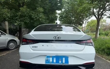 Hyundai Elantra, 2023 год, 1 370 000 рублей, 5 фотография