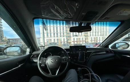 Toyota Camry, 2021 год, 2 150 000 рублей, 2 фотография
