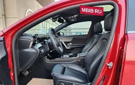 Mercedes-Benz A-Класс, 2022 год, 1 860 000 рублей, 8 фотография
