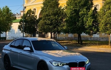 BMW 3 серия, 2018 год, 2 670 000 рублей, 3 фотография