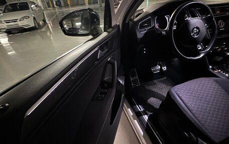 Volkswagen Tiguan II, 2019 год, 2 550 000 рублей, 16 фотография