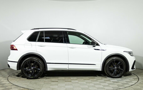 Volkswagen Tiguan II, 2021 год, 2 995 000 рублей, 5 фотография