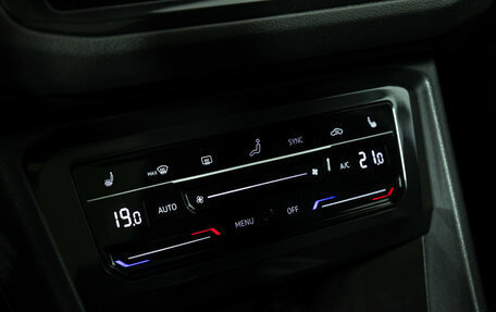 Volkswagen Tiguan II, 2021 год, 2 995 000 рублей, 18 фотография