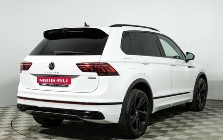 Volkswagen Tiguan II, 2021 год, 2 995 000 рублей, 23 фотография