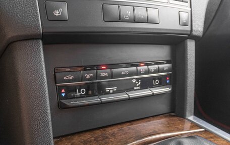 Mercedes-Benz E-Класс, 2011 год, 1 279 000 рублей, 14 фотография