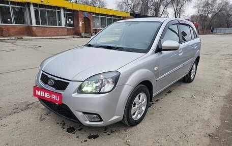 KIA Rio II, 2011 год, 650 000 рублей, 4 фотография