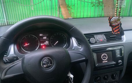 Skoda Rapid I, 2015 год, 780 000 рублей, 8 фотография