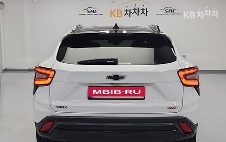 Chevrolet Trax, 2023 год, 1 430 000 рублей, 3 фотография