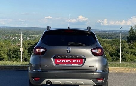 Renault Kaptur I рестайлинг, 2017 год, 1 650 000 рублей, 5 фотография