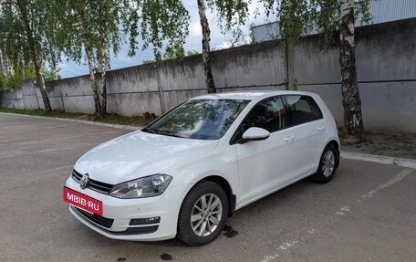 Volkswagen Golf VII, 2014 год, 900 000 рублей, 3 фотография