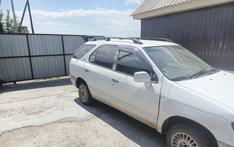 Nissan Rnessa, 1999 год, 450 000 рублей, 2 фотография
