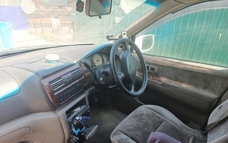 Nissan Rnessa, 1999 год, 450 000 рублей, 5 фотография