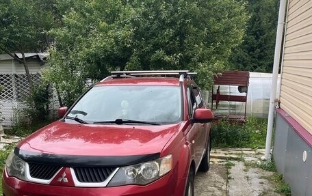 Mitsubishi Outlander III рестайлинг 3, 2008 год, 950 000 рублей, 3 фотография