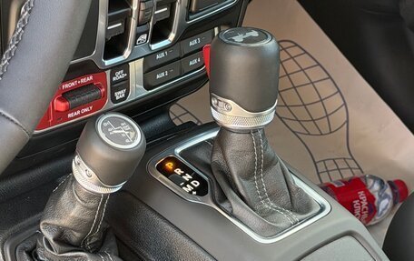 Jeep Wrangler, 2026 год, 8 600 000 рублей, 15 фотография