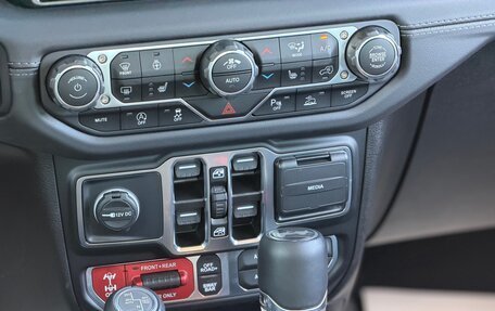 Jeep Wrangler, 2026 год, 8 600 000 рублей, 21 фотография