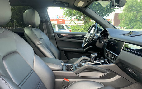 Porsche Cayenne III, 2022 год, 8 990 000 рублей, 13 фотография