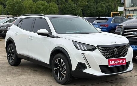 Peugeot 2008 II, 2024 год, 1 420 000 рублей, 2 фотография