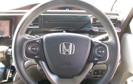 Honda Stepwgn IV, 2020 год, 1 660 000 рублей, 15 фотография