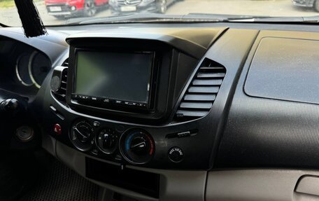 Mitsubishi L200 IV рестайлинг, 2008 год, 1 100 000 рублей, 9 фотография