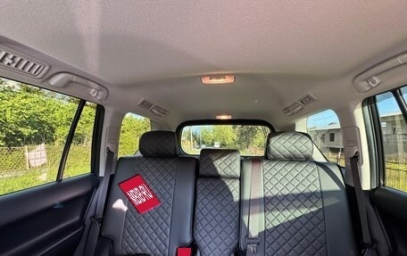 Toyota Land Cruiser Prado 150 рестайлинг 2, 2021 год, 10 000 000 рублей, 8 фотография