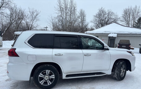 Lexus LX III, 2017 год, 5 500 000 рублей, 3 фотография