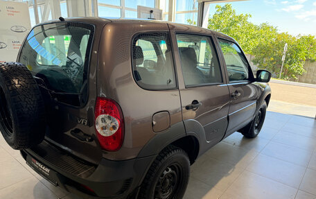 Chevrolet Niva I рестайлинг, 2016 год, 650 000 рублей, 5 фотография