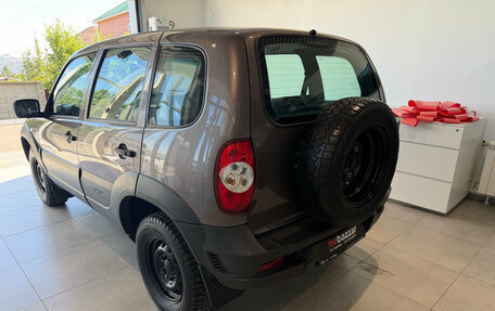 Chevrolet Niva I рестайлинг, 2016 год, 650 000 рублей, 4 фотография