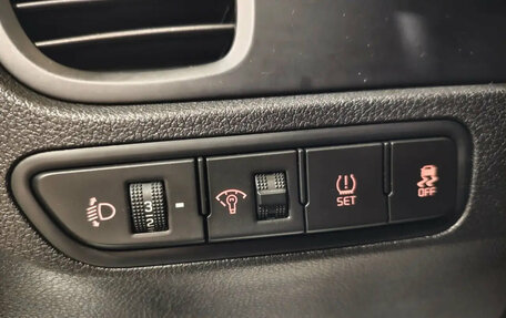 KIA Rio IV, 2019 год, 1 595 000 рублей, 19 фотография