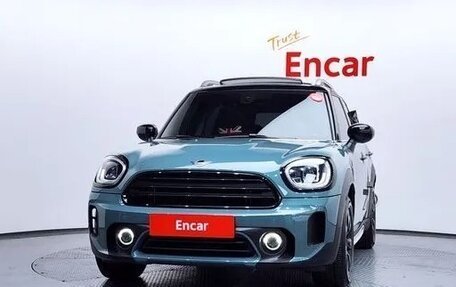MINI Countryman II (F60), 2022 год, 1 800 000 рублей, 2 фотография