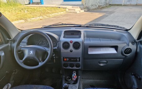 Peugeot Partner II рестайлинг 2, 2010 год, 375 000 рублей, 7 фотография