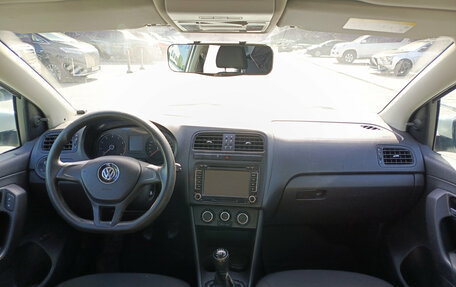 Volkswagen Polo VI (EU Market), 2018 год, 599 000 рублей, 17 фотография