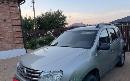 Renault Duster I рестайлинг, 2014 год, 490 000 рублей, 2 фотография