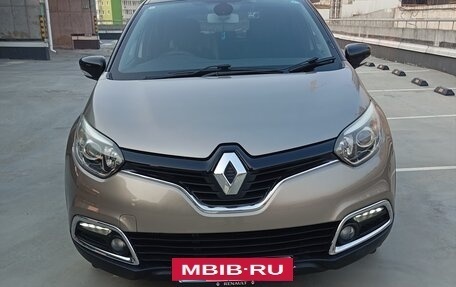 Renault Captur I, 2014 год, 1 065 000 рублей, 8 фотография