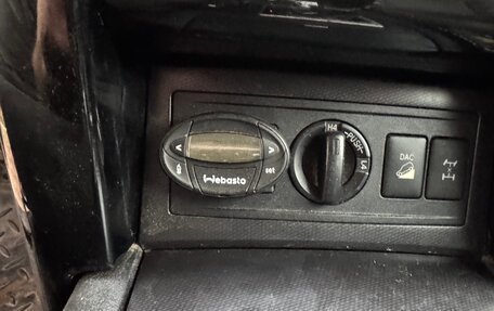 Toyota Land Cruiser Prado 150 рестайлинг 2, 2011 год, 2 400 000 рублей, 13 фотография