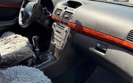 Toyota Avensis III рестайлинг, 2006 год, 385 000 рублей, 5 фотография