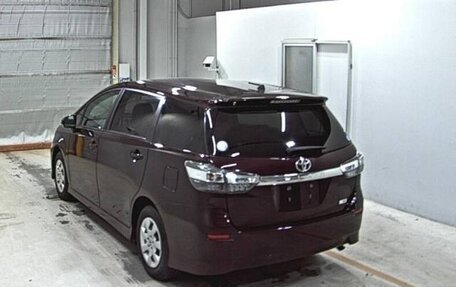 Toyota Wish II, 2013 год, 1 100 000 рублей, 2 фотография