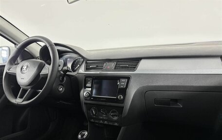 Skoda Rapid I, 2018 год, 1 125 000 рублей, 9 фотография