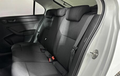 Skoda Rapid I, 2018 год, 1 125 000 рублей, 19 фотография