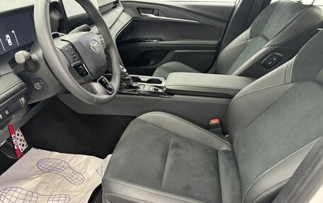 Toyota Camry, 2026 год, 4 360 000 рублей, 9 фотография