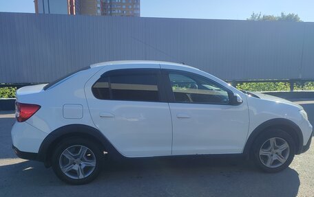 Renault Logan II, 2019 год, 950 000 рублей, 2 фотография