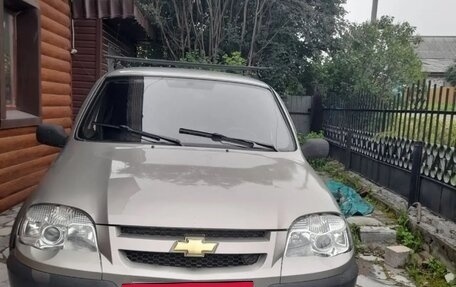 Chevrolet Niva I рестайлинг, 2011 год, 430 000 рублей, 2 фотография