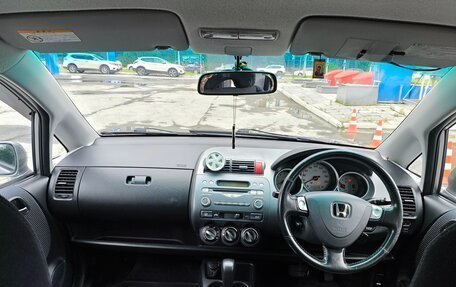 Honda Fit III, 2003 год, 375 000 рублей, 2 фотография