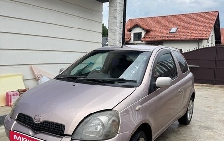 Toyota Vitz, 2000 год, 300 000 рублей, 2 фотография
