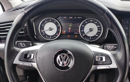 Volkswagen Touareg III, 2018 год, 3 750 000 рублей, 18 фотография