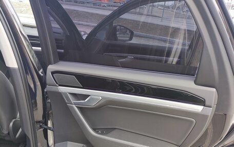 Volkswagen Touareg III, 2018 год, 3 750 000 рублей, 17 фотография