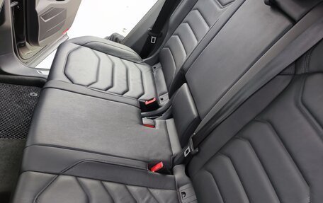 Volkswagen Touareg III, 2018 год, 3 750 000 рублей, 22 фотография