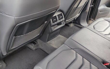 Volkswagen Touareg III, 2018 год, 3 750 000 рублей, 24 фотография